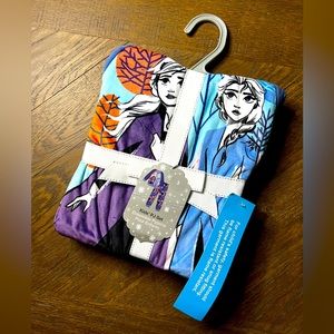 Disney’s Frozen 2 Pajama Gift Set - Size 3